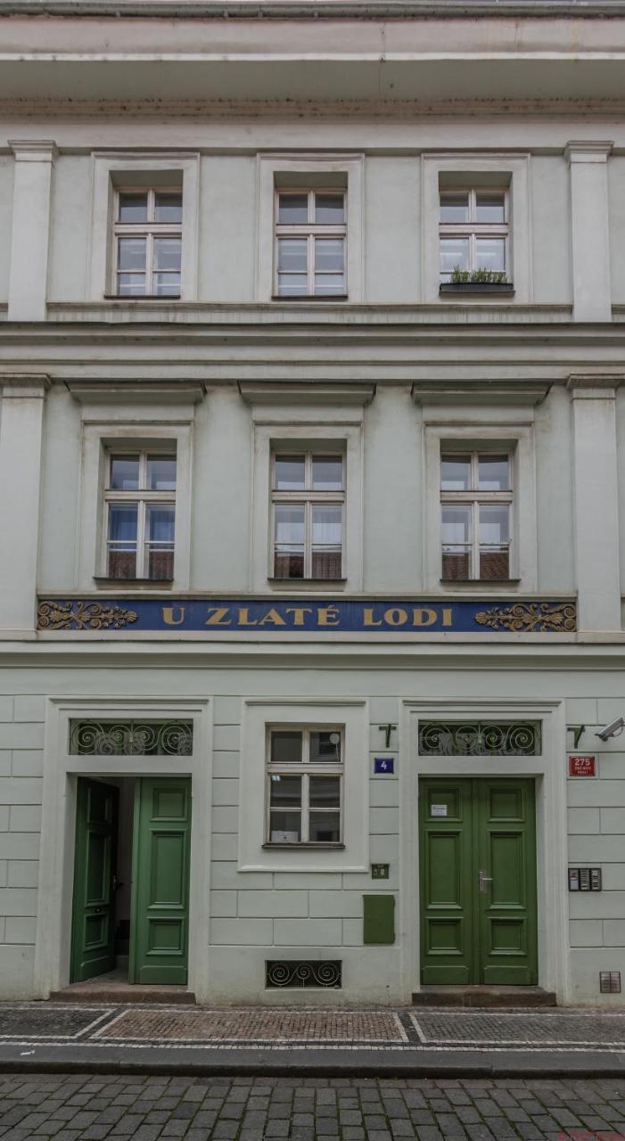 The Roadhouse Prague Hostel Ngoại thất bức ảnh