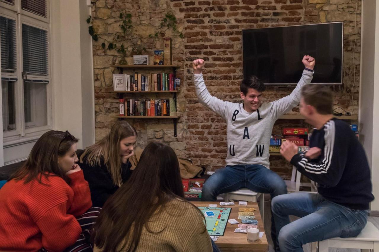 The Roadhouse Prague Hostel Ngoại thất bức ảnh