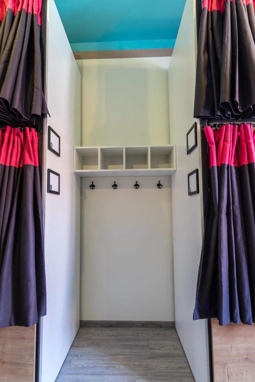 The Roadhouse Prague Hostel Ngoại thất bức ảnh